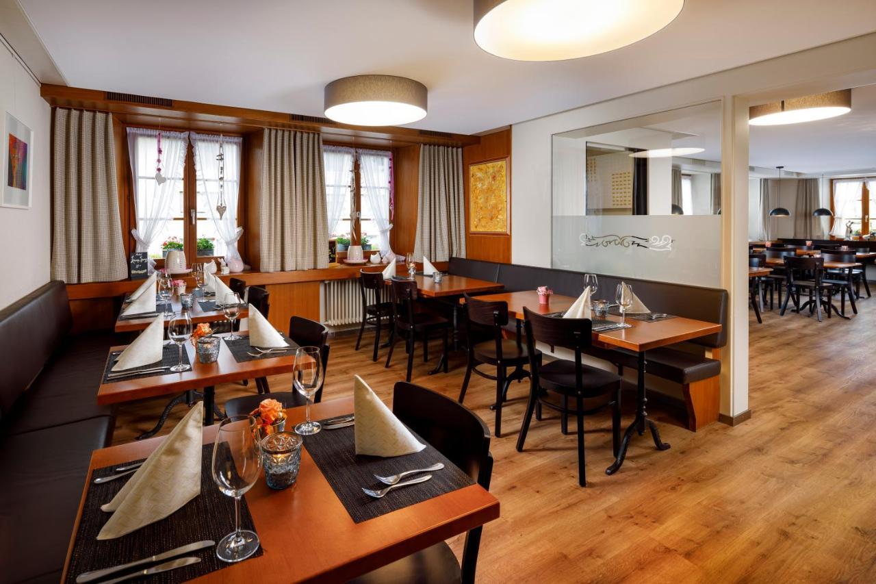 Gasthaus Zum Loewen Neftenbach Екстериор снимка