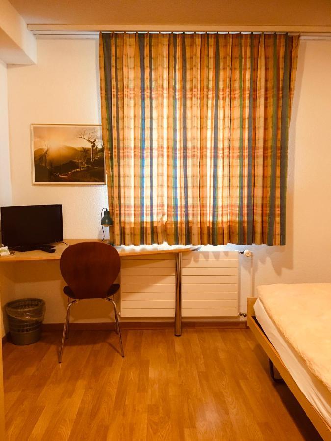 Gasthaus Zum Loewen Neftenbach Екстериор снимка